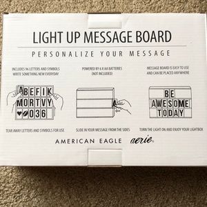 NWT Light Up Message Board American Eagle